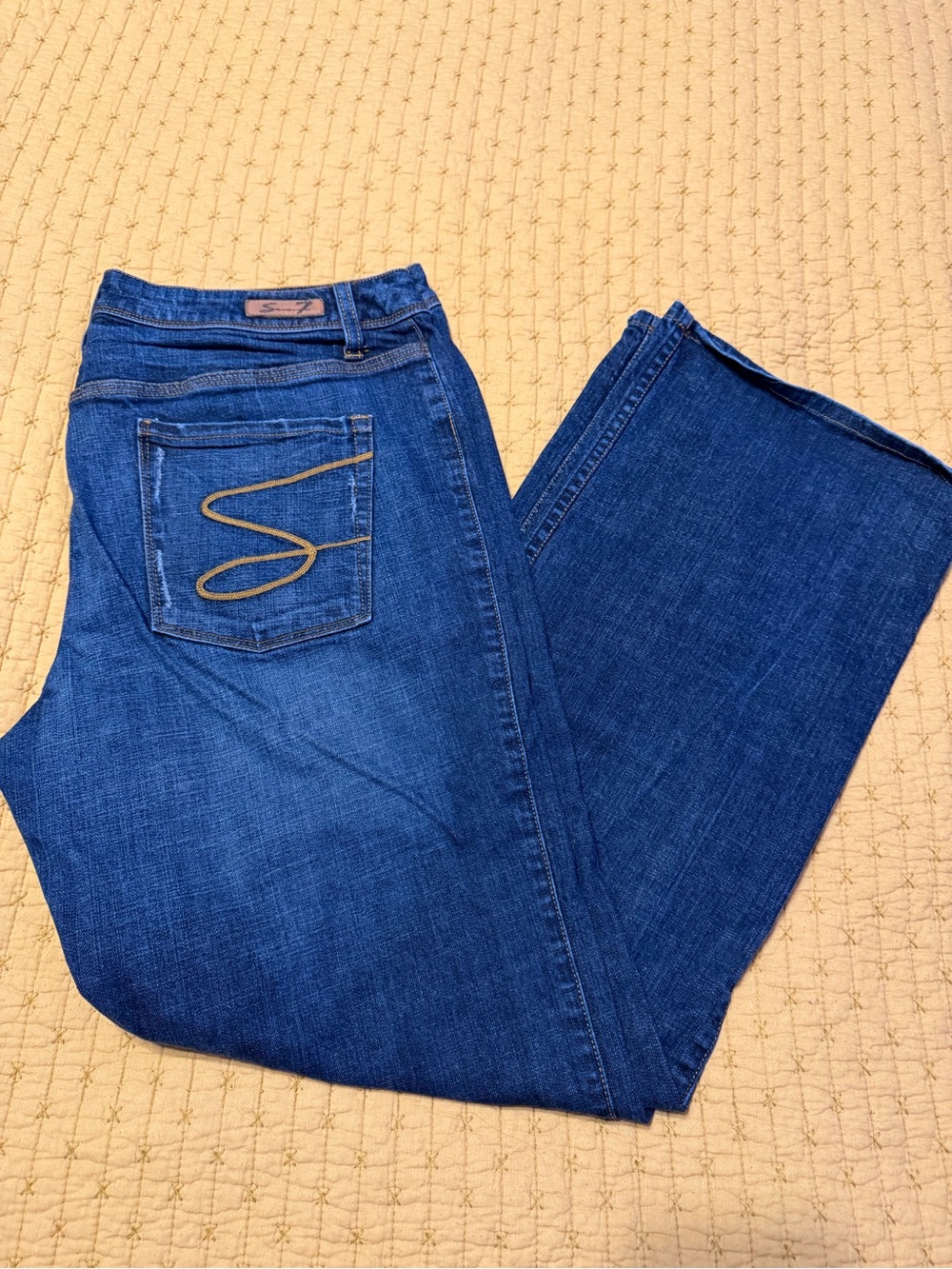 Seven7 Women’s Blue Denim Jeans - Classic Mid Wash